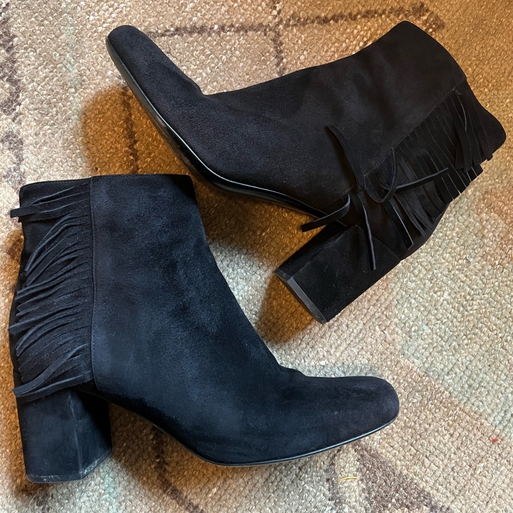 Saint Laurent suede fringed booties